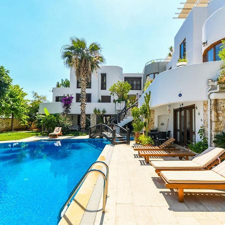 Duplex House With Shared Pool Near Beach In Kalkan Apartment Exterior photo